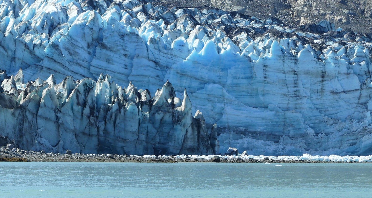 Aiguilles très effilées d'un glacier de Prince William Sound